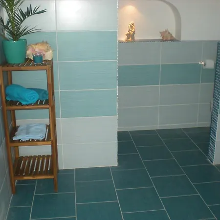 Sophia Cozy Self Catering Dolni Brezany