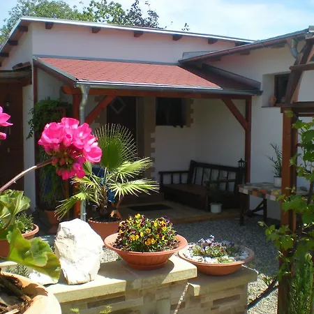 Sophia Cozy Self Catering