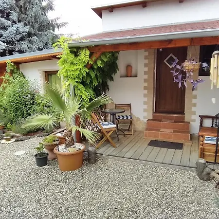 Сasa de vacaciones Sophia Cozy Self Catering Dolni Brezany