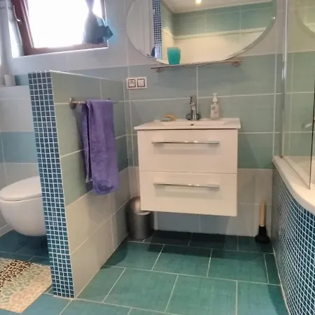 Sophia Cozy Self Catering Dolni Brezany