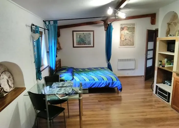 Sophia Cozy Self Catering Dolni Brezany